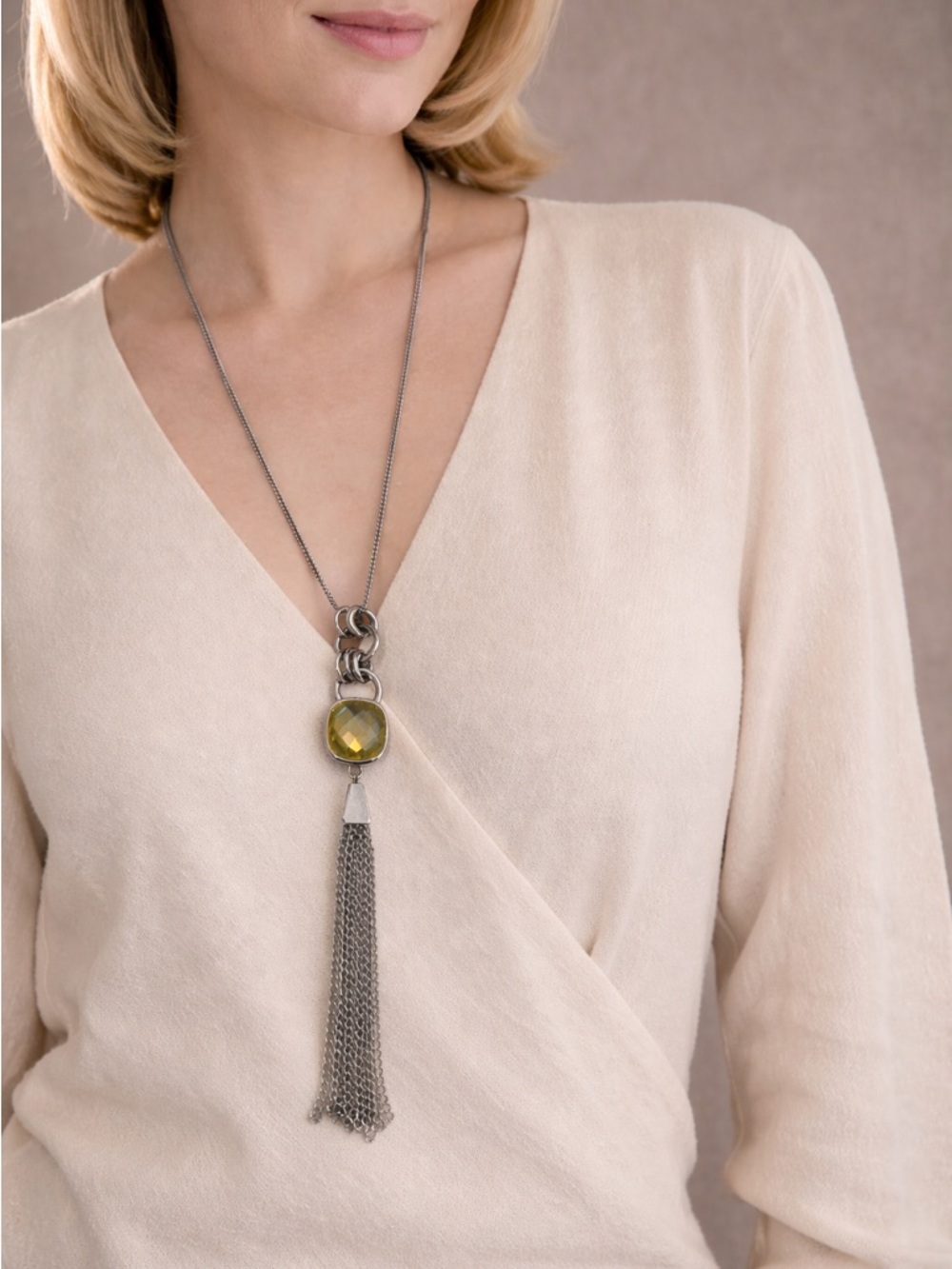 Peter Nygard Silver Tassel Necklace with Yellow Green Pendant